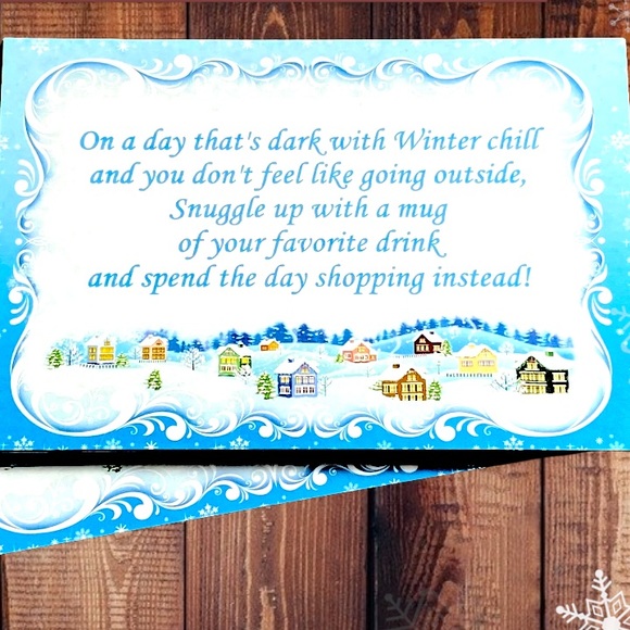 25 Winter Chill Post Cards 4X6 Christmas PRICE IS FIRM - Picture 3 of 3